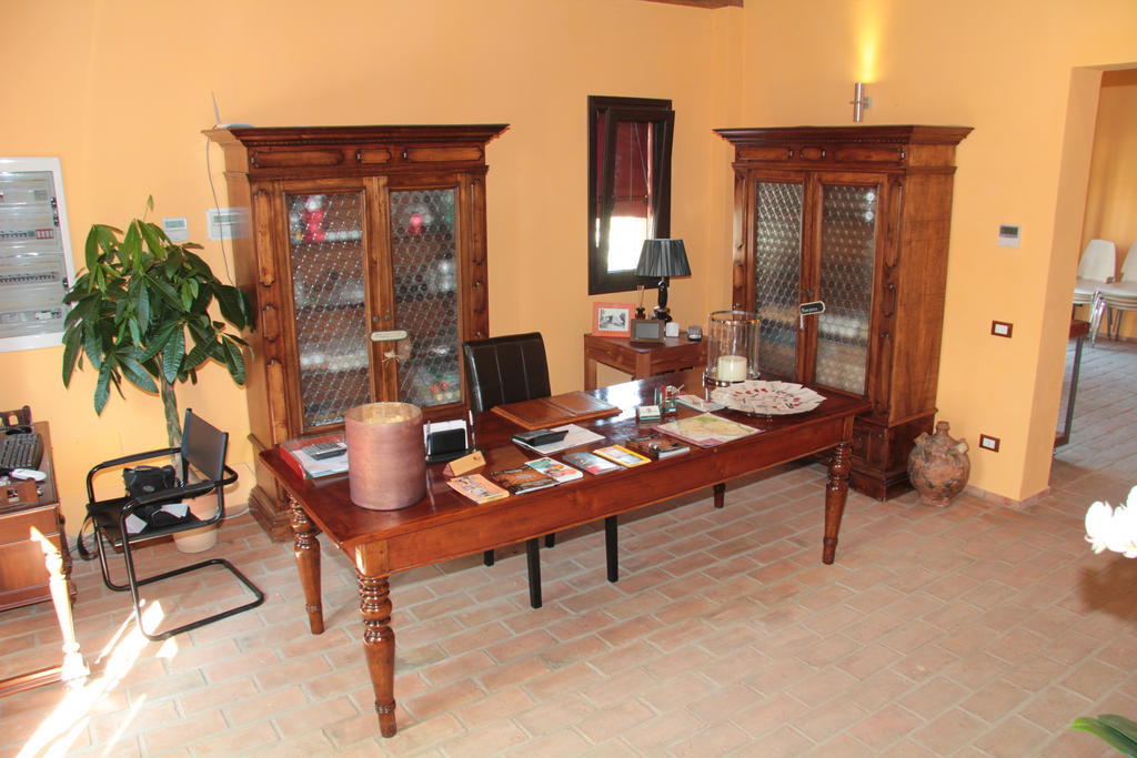 Conte Pietro Room&Breakfast Феррара Экстерьер фото