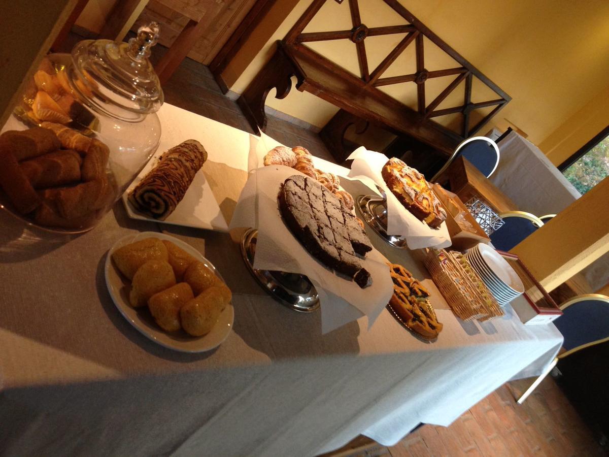 Conte Pietro Room&Breakfast Феррара Экстерьер фото
