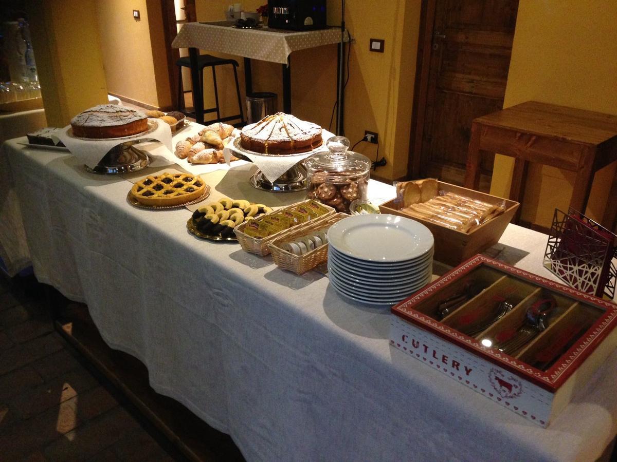 Conte Pietro Room&Breakfast Феррара Экстерьер фото